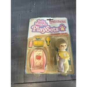 #6622 NRFC Vintage Knickerbocker Baby Moppets Feeding Baby Doll Playset